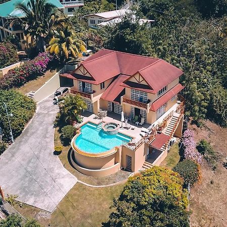 La Jolie - Luxury Ocean View Villa Black Rock ภายนอก รูปภาพ