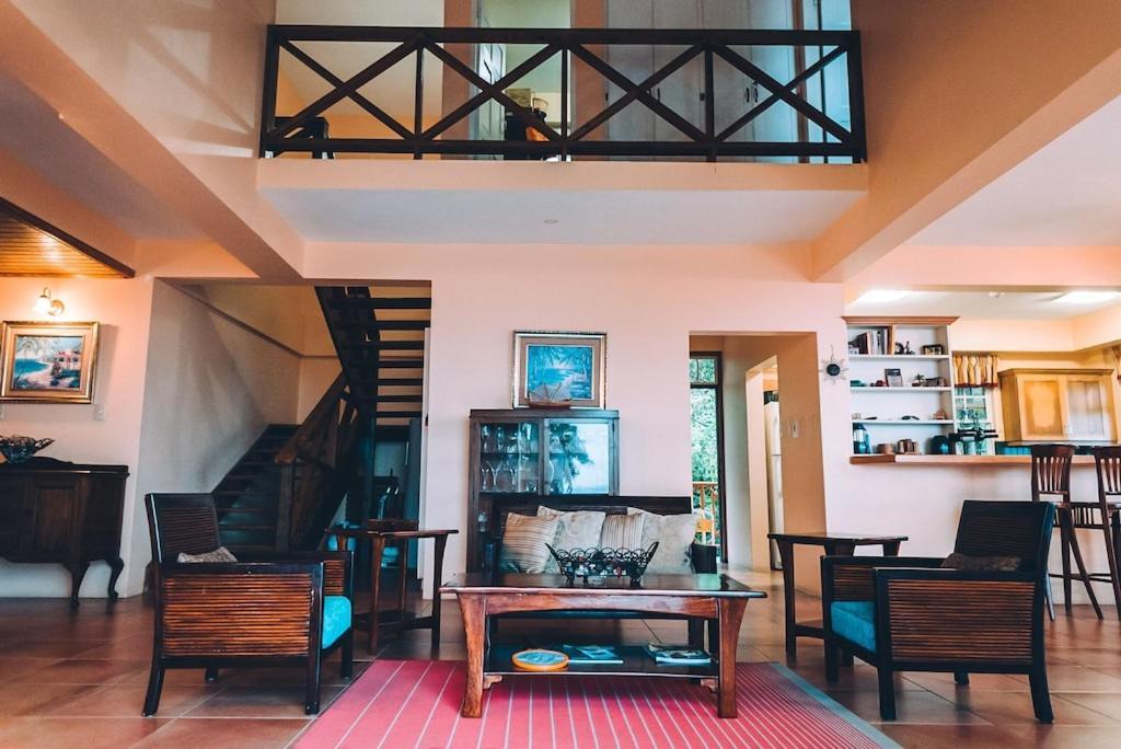 La Jolie - Luxury Ocean View Villa Black Rock ภายนอก รูปภาพ